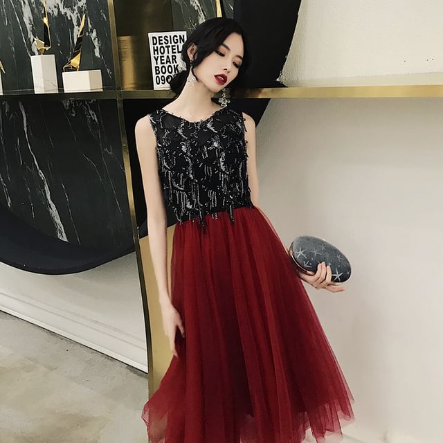 Sleeveless Plaid Fringed Trim Midi A-Line Dress