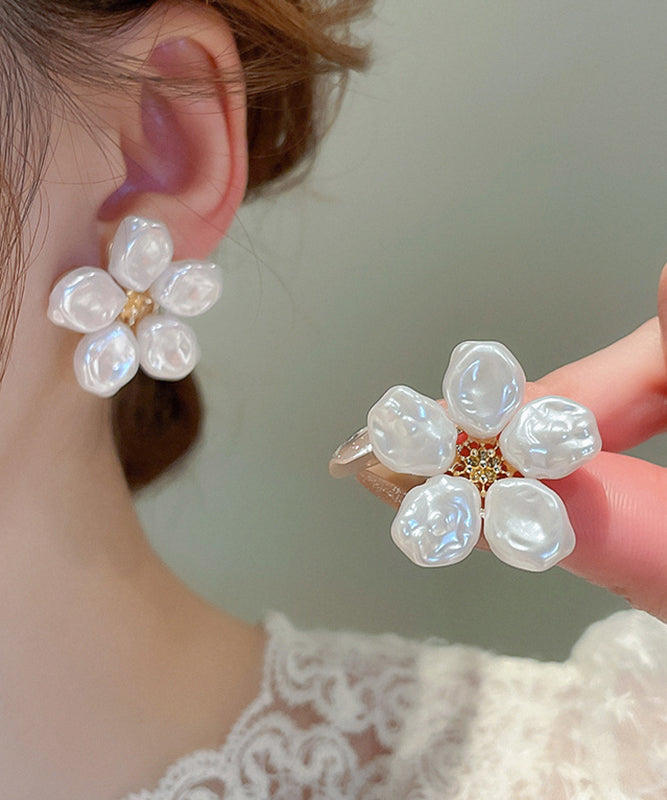 Wrinkled Alloy Pearl Stud Floral White Elegant Earrings