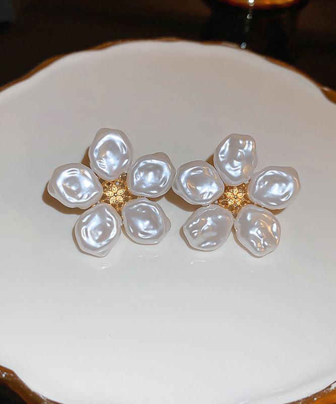 Wrinkled Alloy Pearl Stud Floral White Elegant Earrings