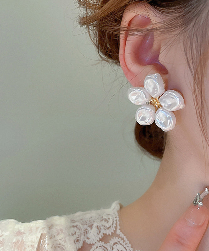 Wrinkled Alloy Pearl Stud Floral White Elegant Earrings