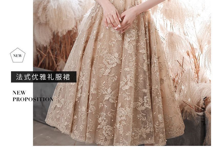 Short-Sleeve Mock Neck Flower Embroidered Faux Pearl A-Line Cocktail Dress / Evening Gown