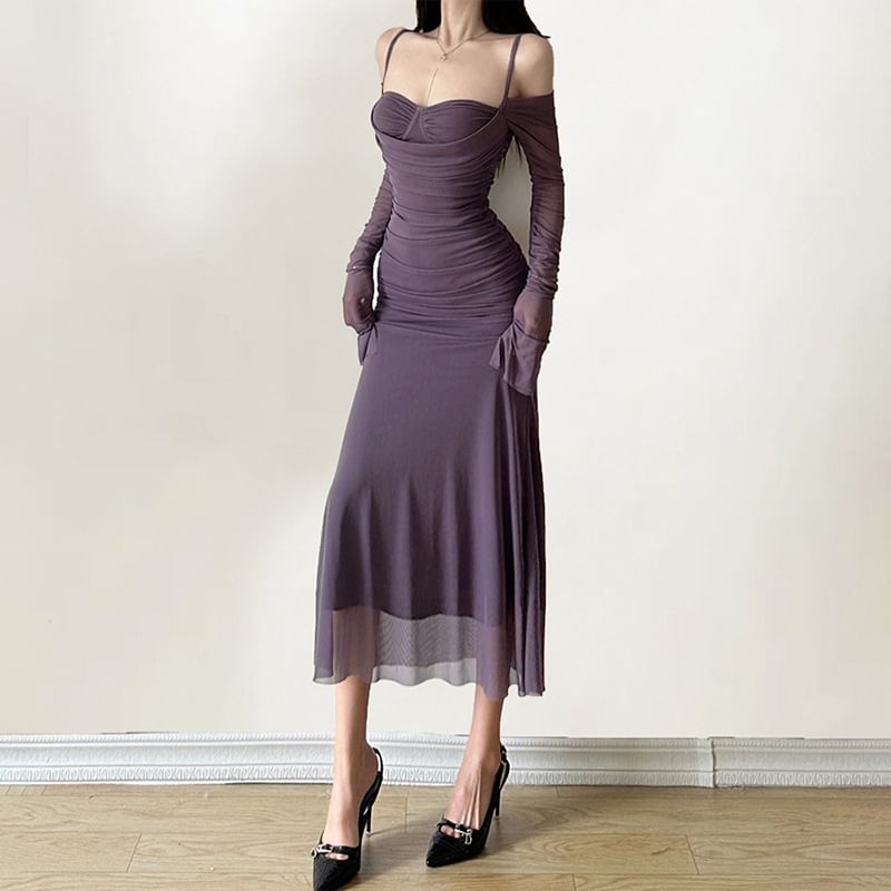 Long-Sleeve Cold Shoulder Plain Ruched Midi Sheath Dress