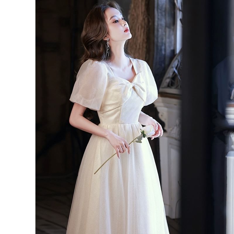 Short-Sleeve V-Neck Mesh A-Line Evening Gown