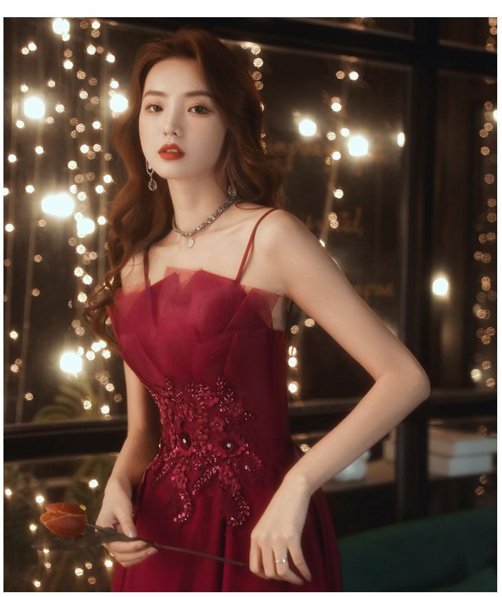 Spaghetti Strap Sequin A-Line Evening Gown / Midi Dress