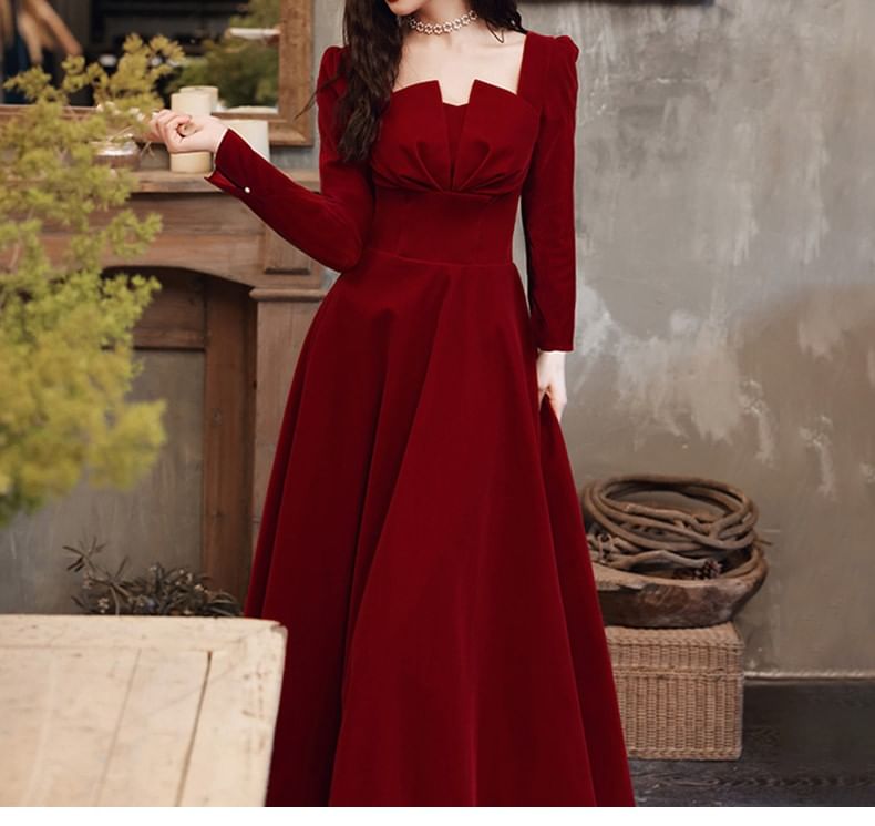 Long-Sleeve Notch Neck Plain Ruched Midi A-Line Cocktail Dress / Evening Gown