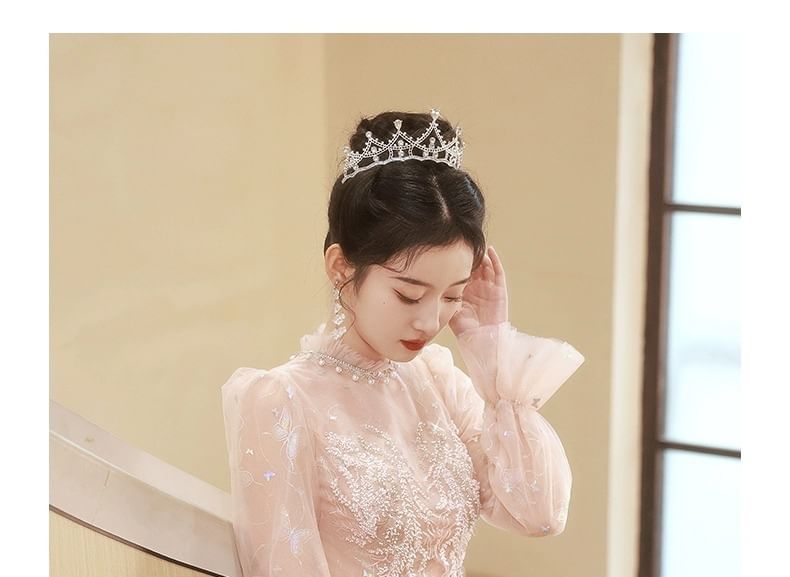 Long Sleeve Stand Collar Applique Beaded Ruffle Mesh A-Line Evening Dress