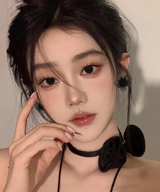 Original Black Stud Earrings Floral Design Tulle