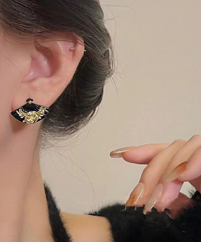 Vintage Gold Copper Sector Floral Stud Earrings DF1027