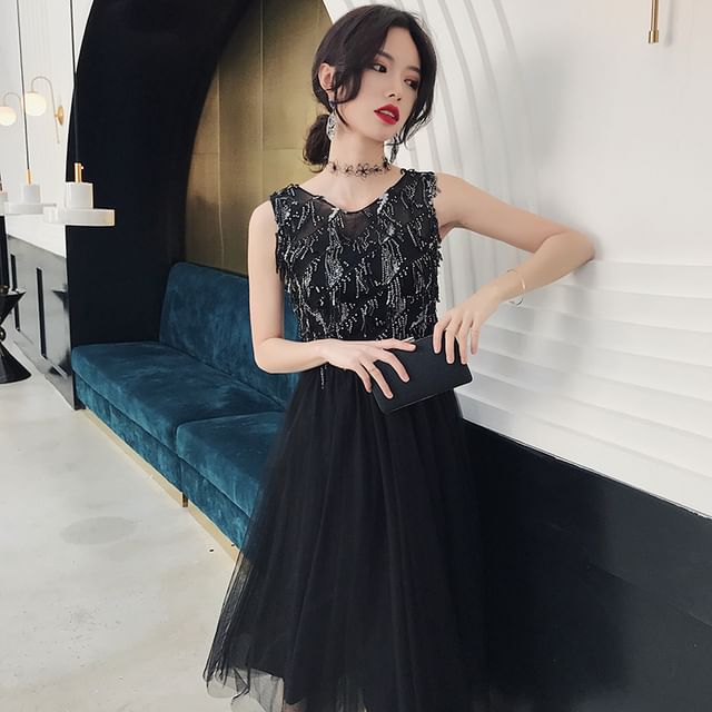 Sleeveless Plaid Fringed Trim Midi A-Line Dress