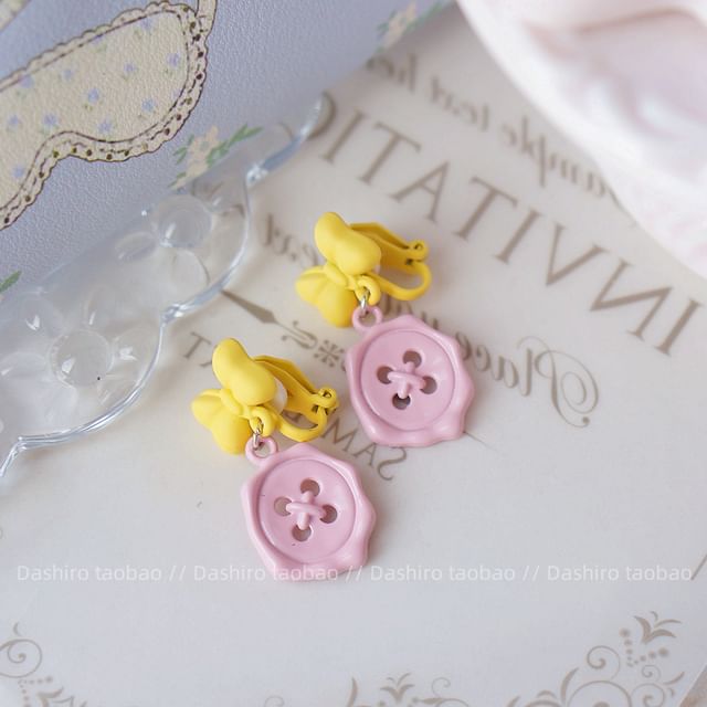 / Drop Bow Clip-On Button Earring