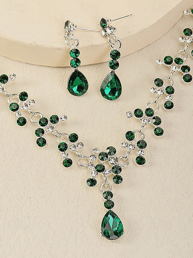 Crown Set Gold-Plated Diamond Sparkling Tiara Necklace – and